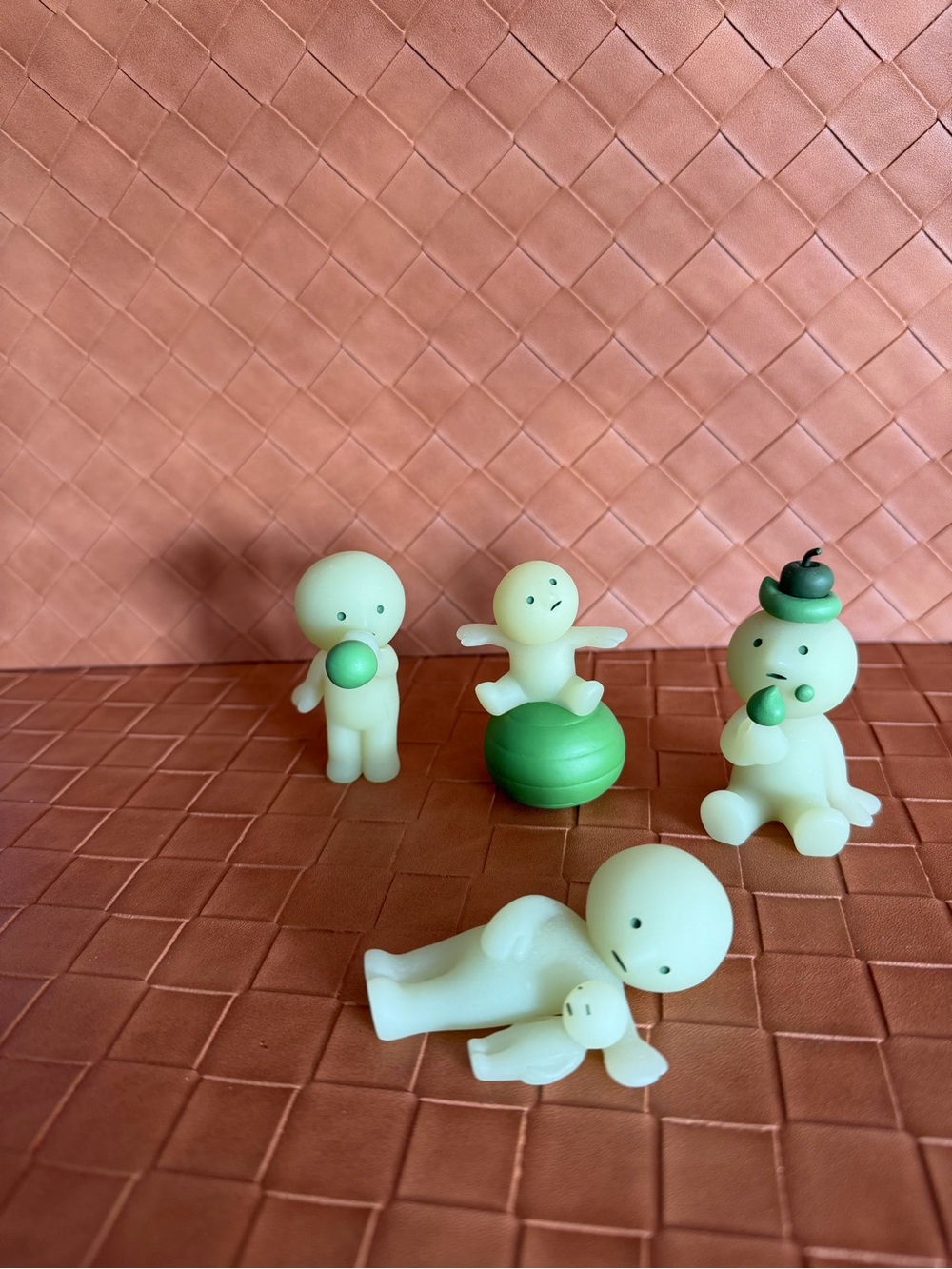 Smiski Glow in the dark Figurine Set - 4 Pieces